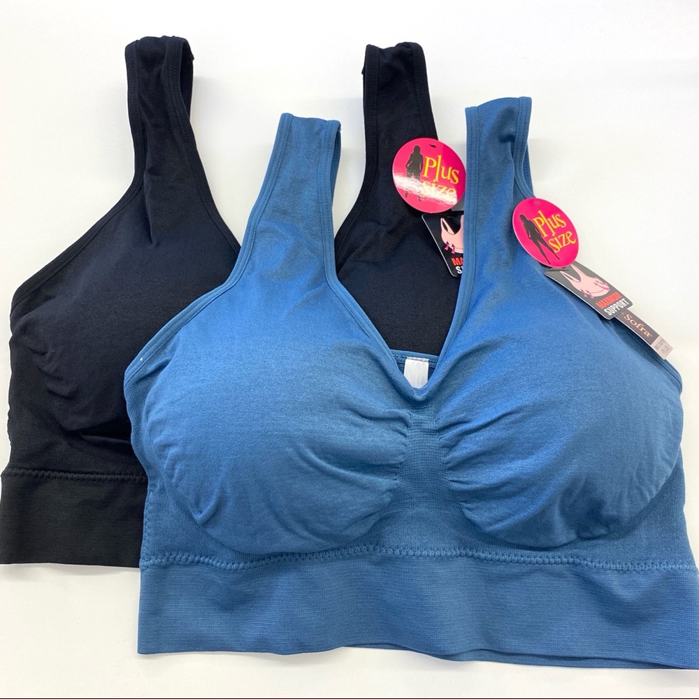Set Of Two Plus Size Seamless Sports Bra One Size